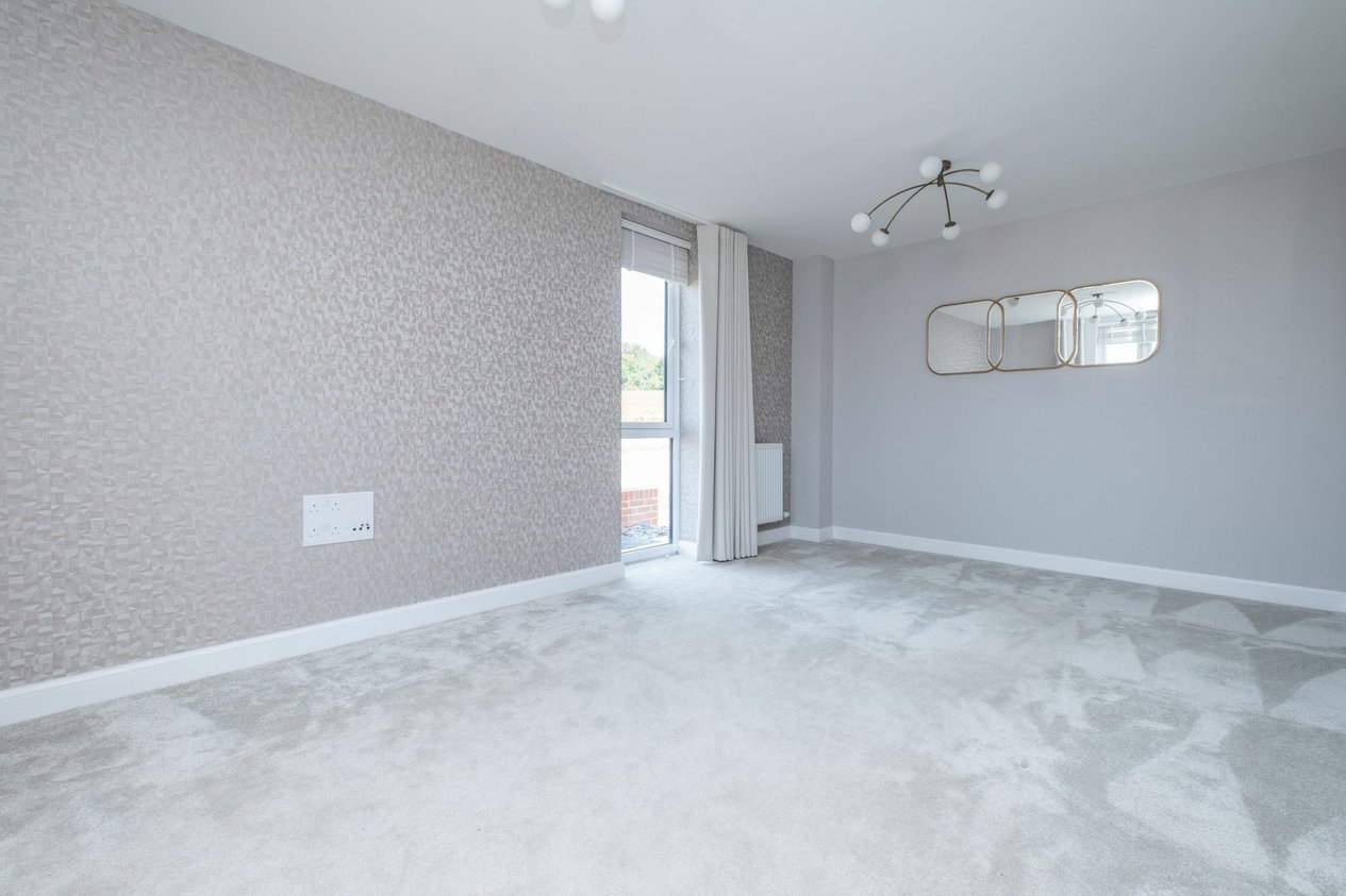 Properties To Let in Parkland Crescent  Ashford