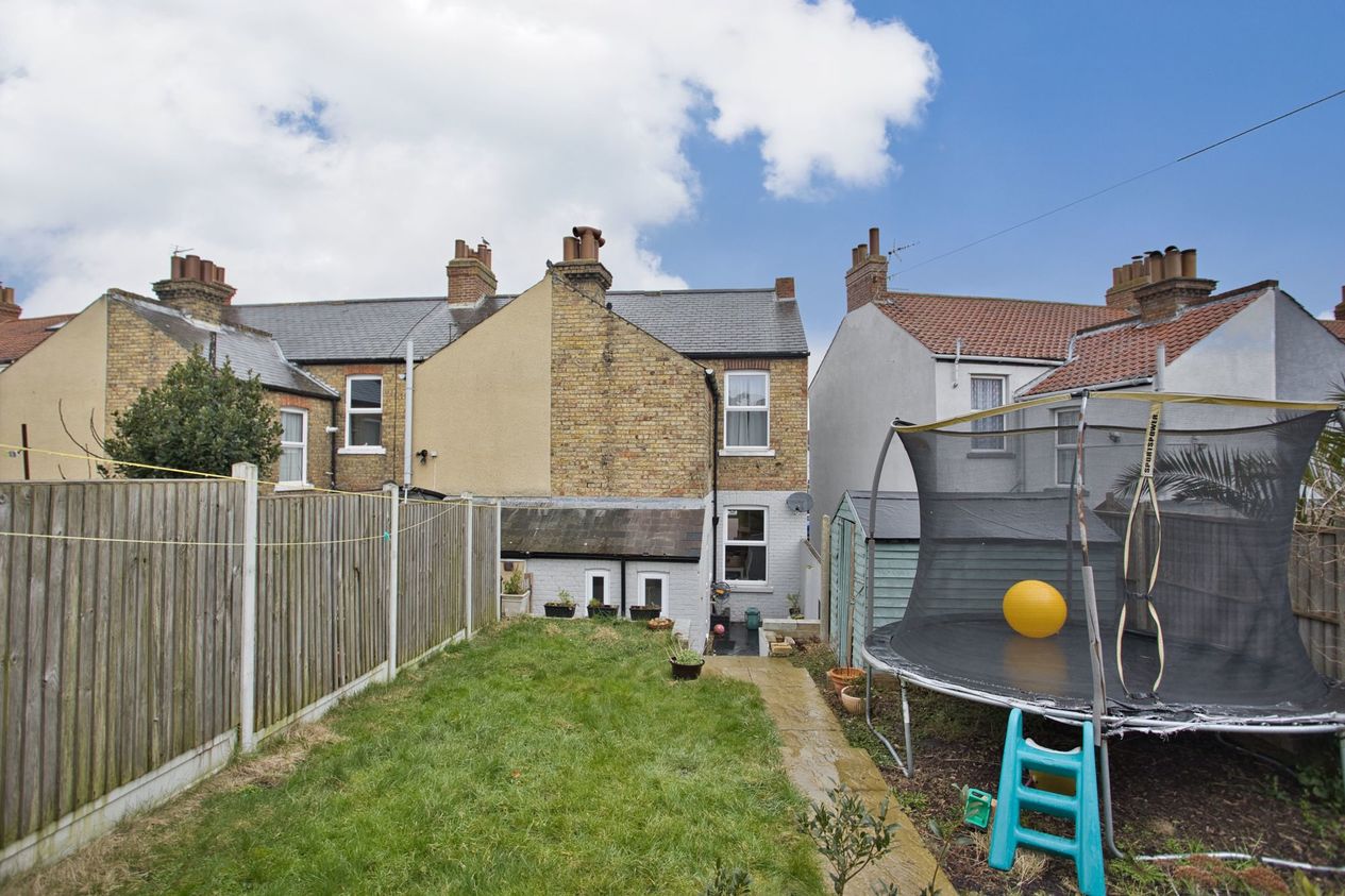 Properties Let Agreed in Penfold Road  Folkestone