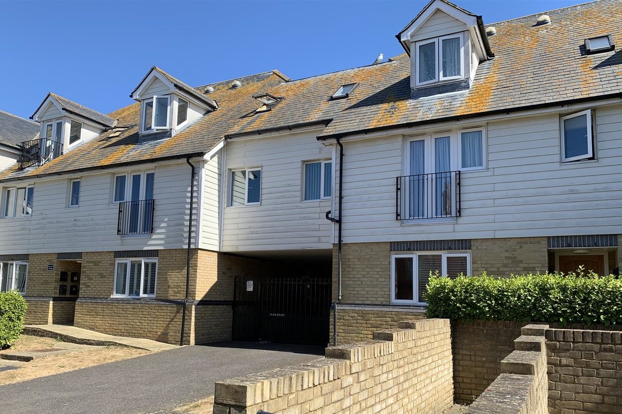 Properties To Let in Percy Avenue  Broadstairs