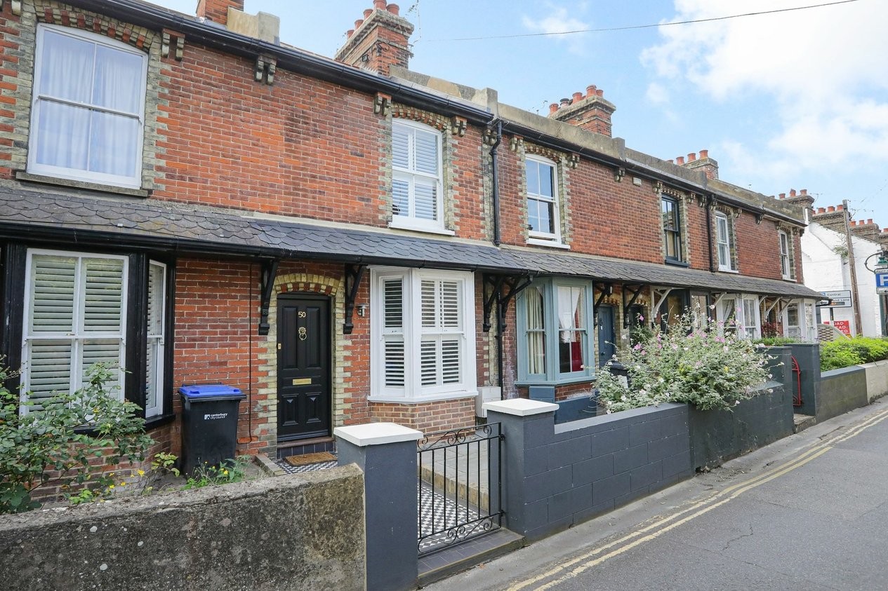 Properties To Let in Pound Lane  Canterbury