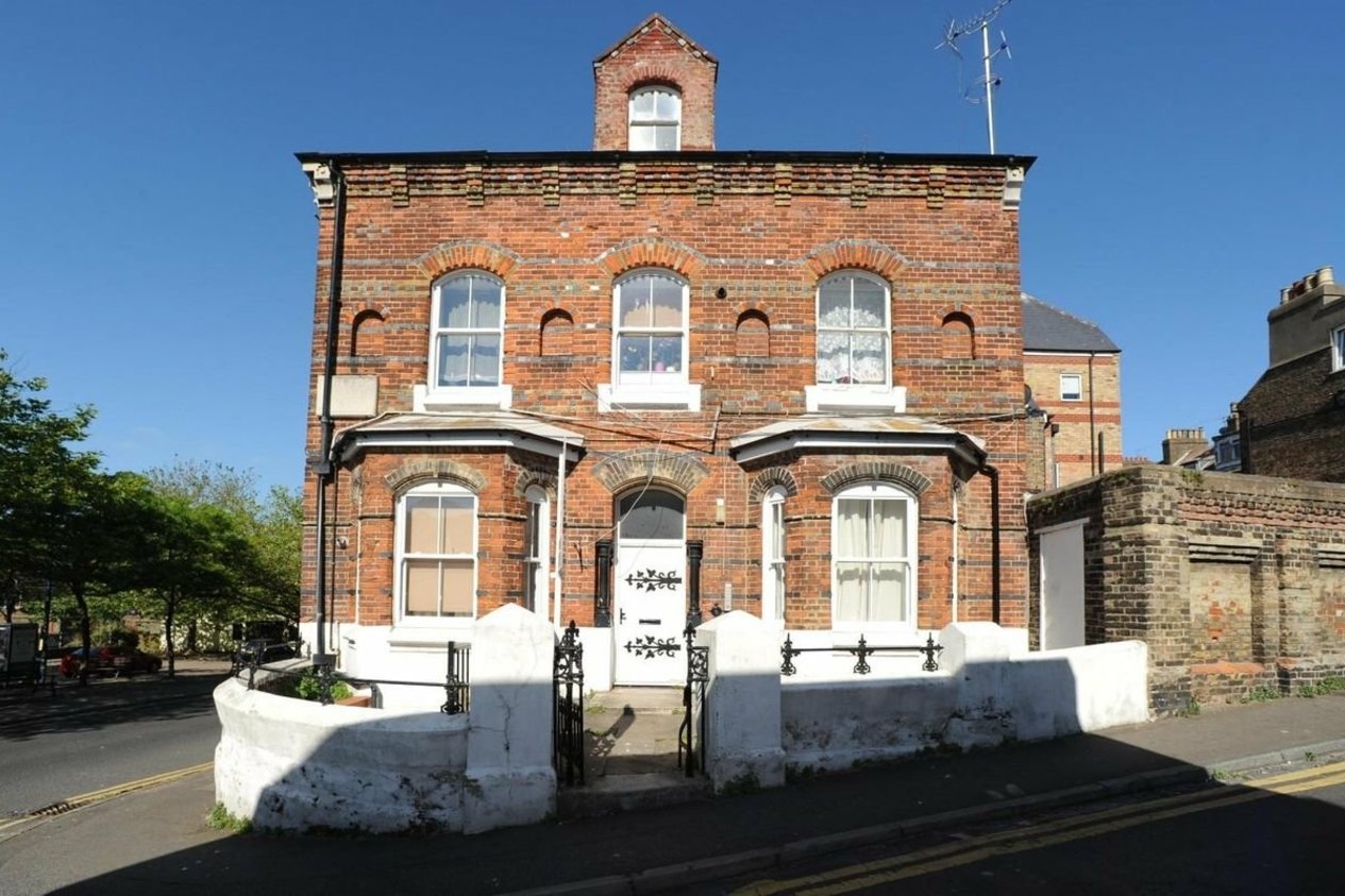 Properties To Let in Queen Street Ramsgate