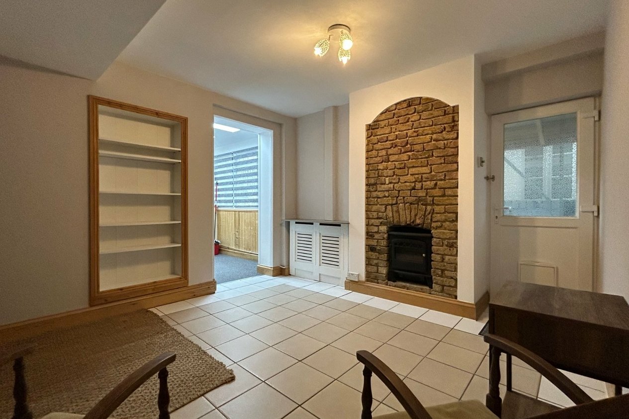 Properties To Let in Queens Gardens Broadstairs