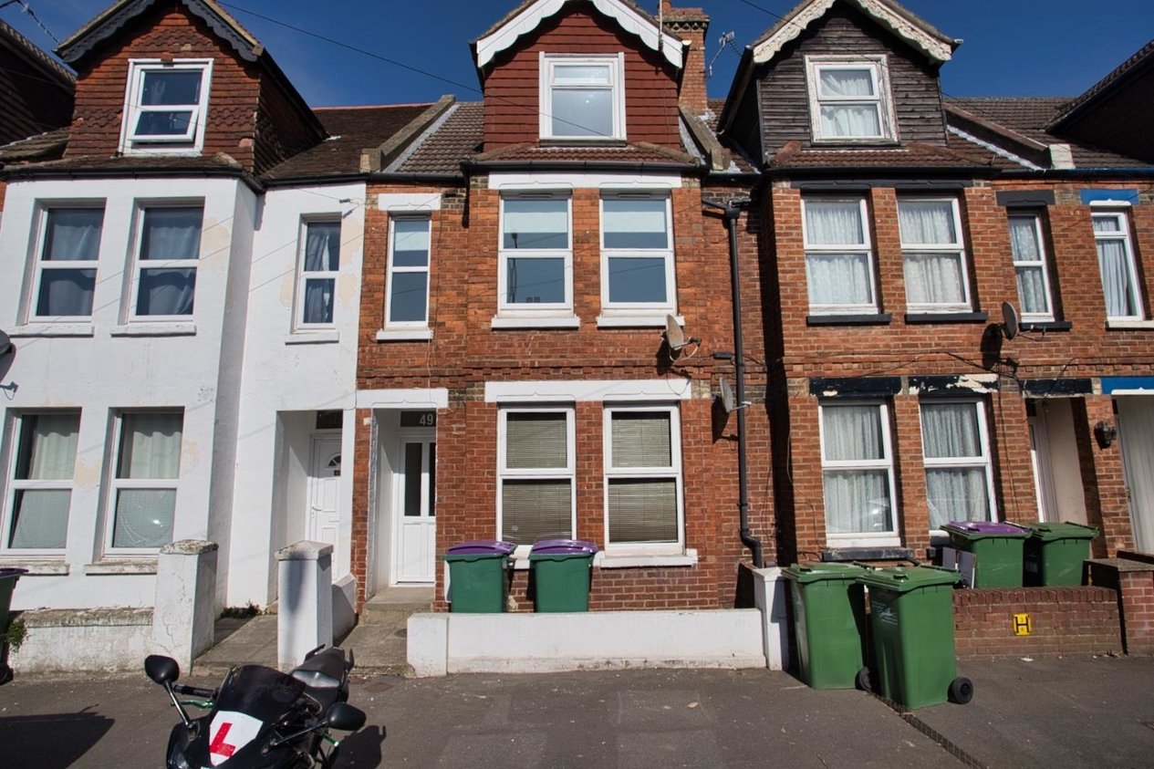 Properties To Let in Radnor Park Road 