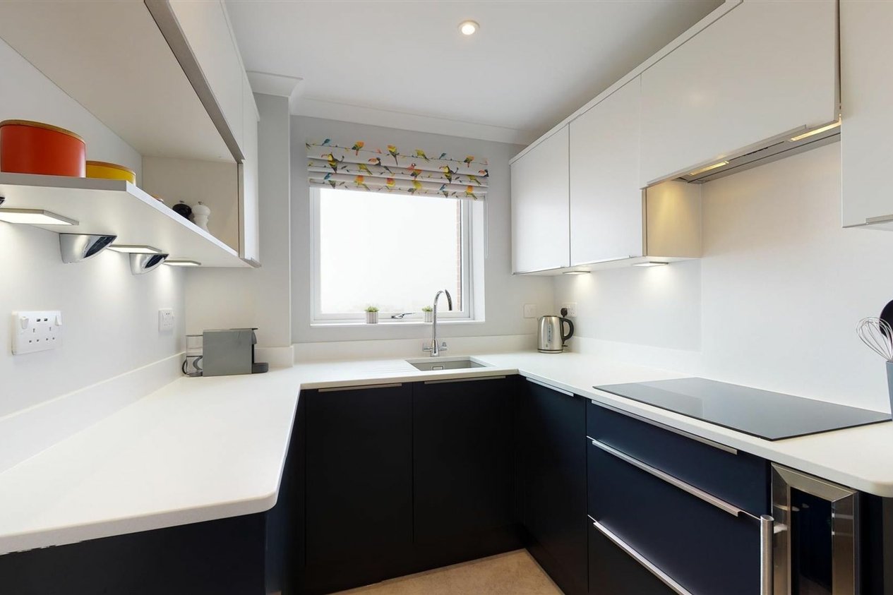 Properties To Let in Ranelagh Road  The Queens Ranelagh Road