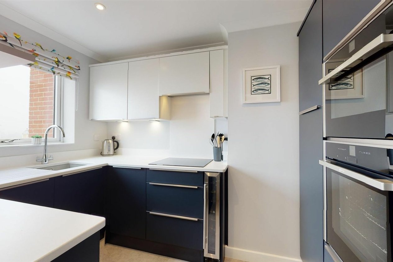 Properties To Let in Ranelagh Road  The Queens Ranelagh Road