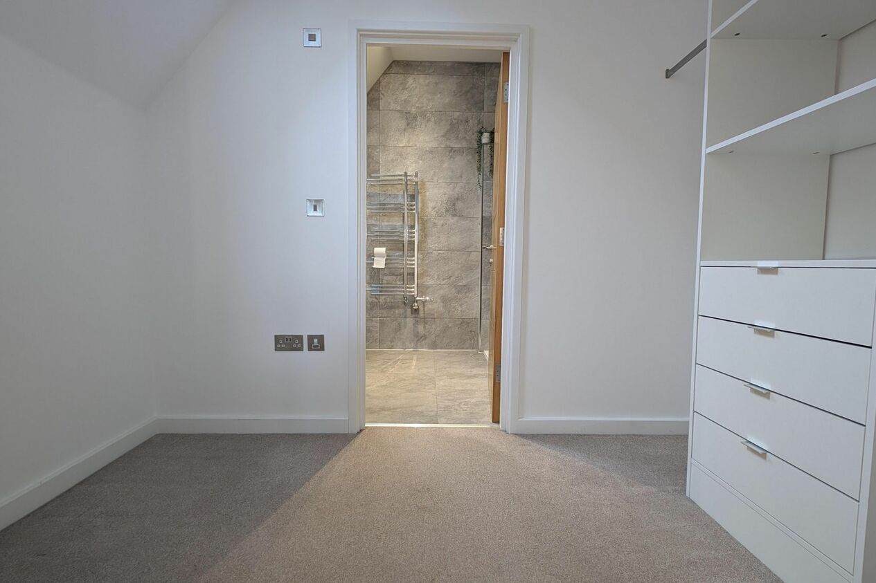 Properties To Let in Range Road  Hythe