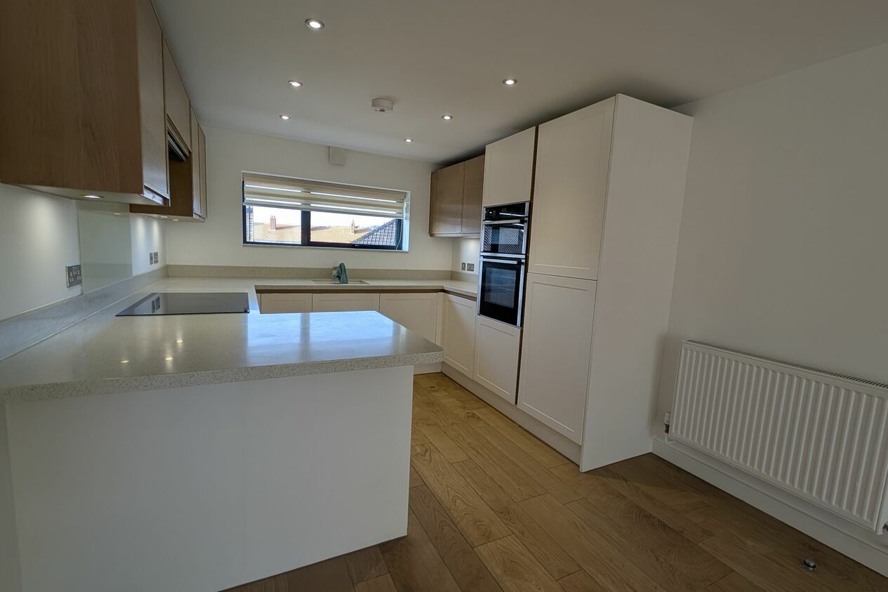 Properties To Let in Range Road  Hythe