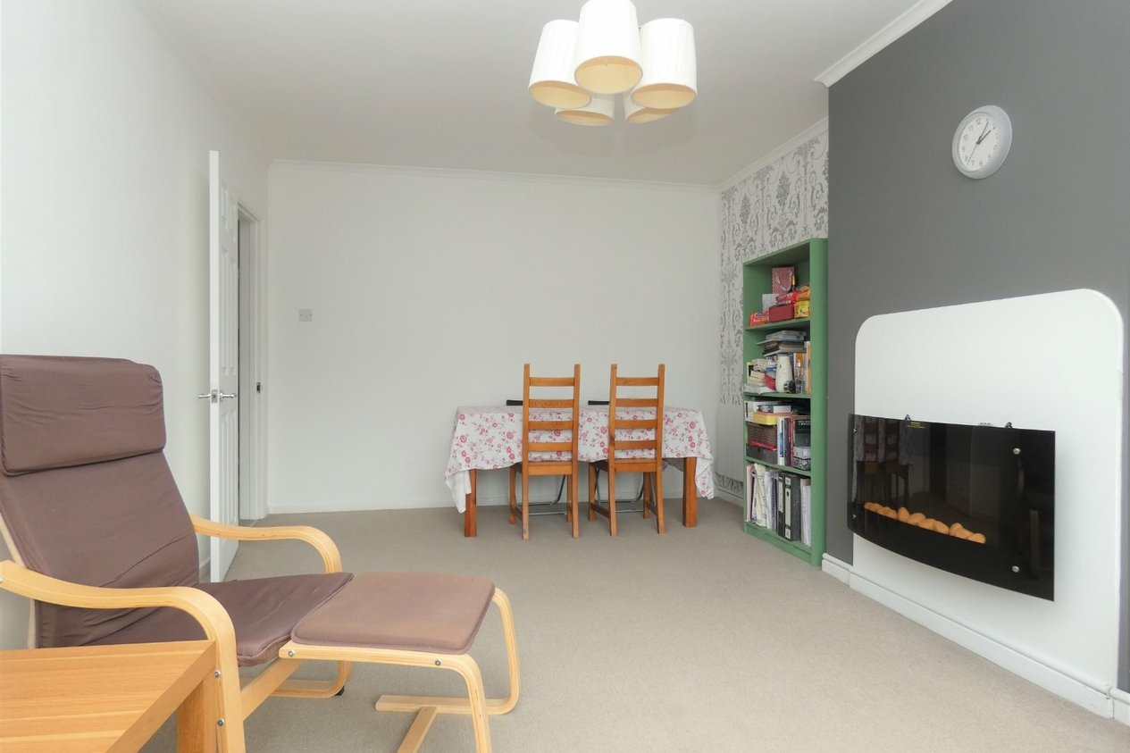 Properties Let in Raymond Avenue Canterbury