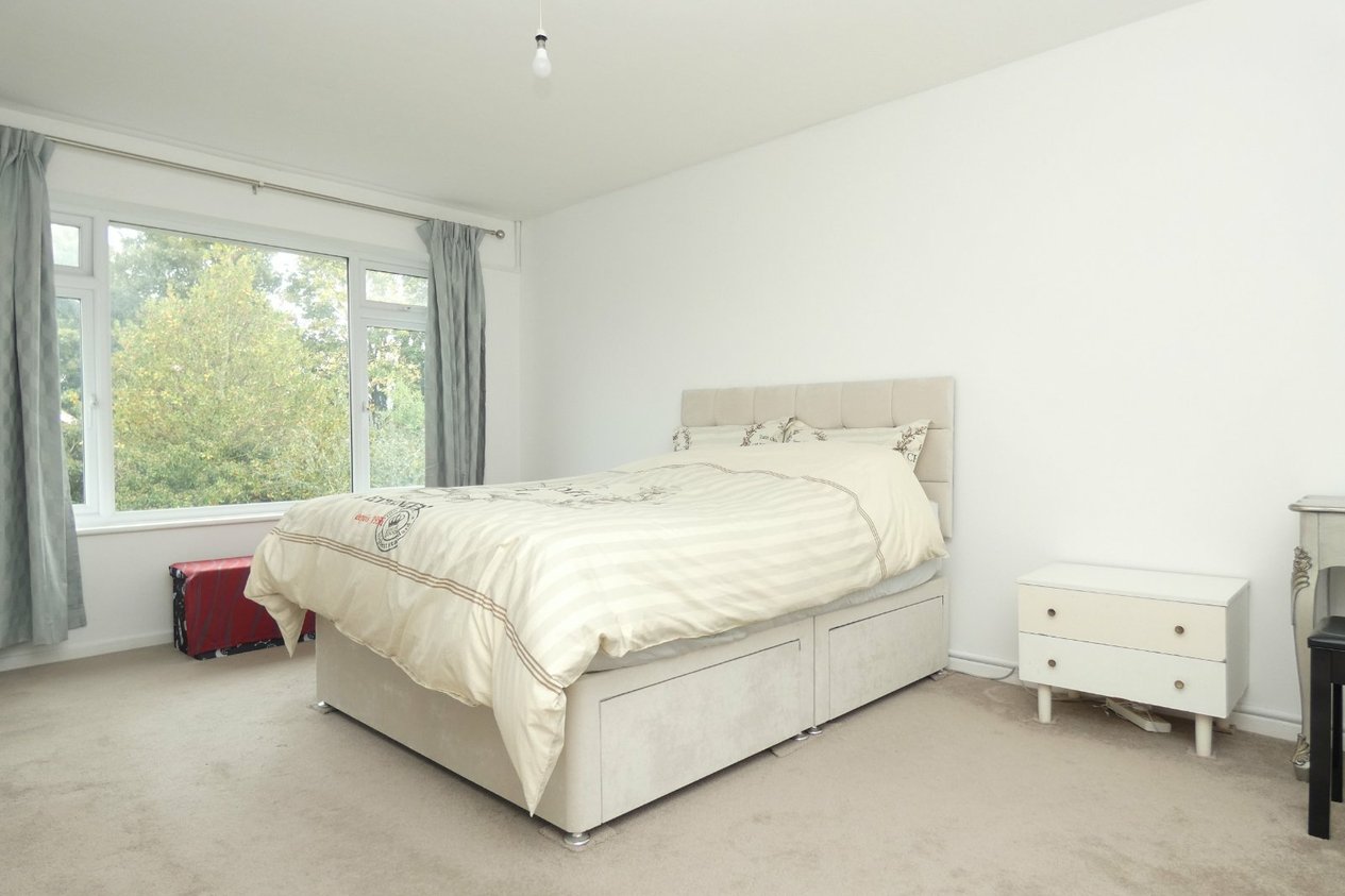 Properties Let in Raymond Avenue Canterbury