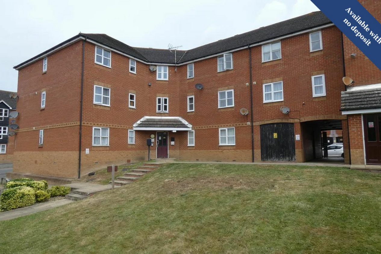 Properties Let Agreed in Riverbank Way  Ashford