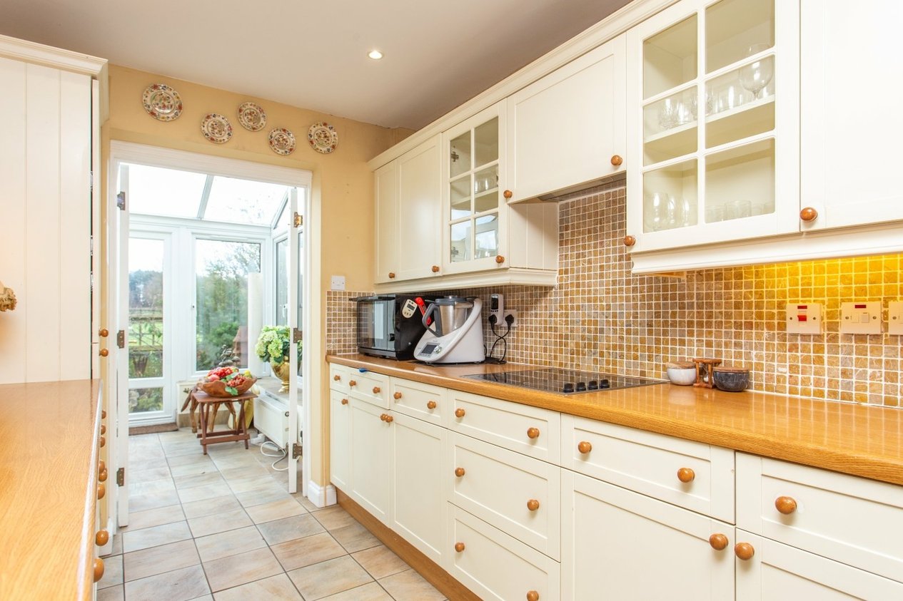 Properties Under Offer in Riverside Close Bridge