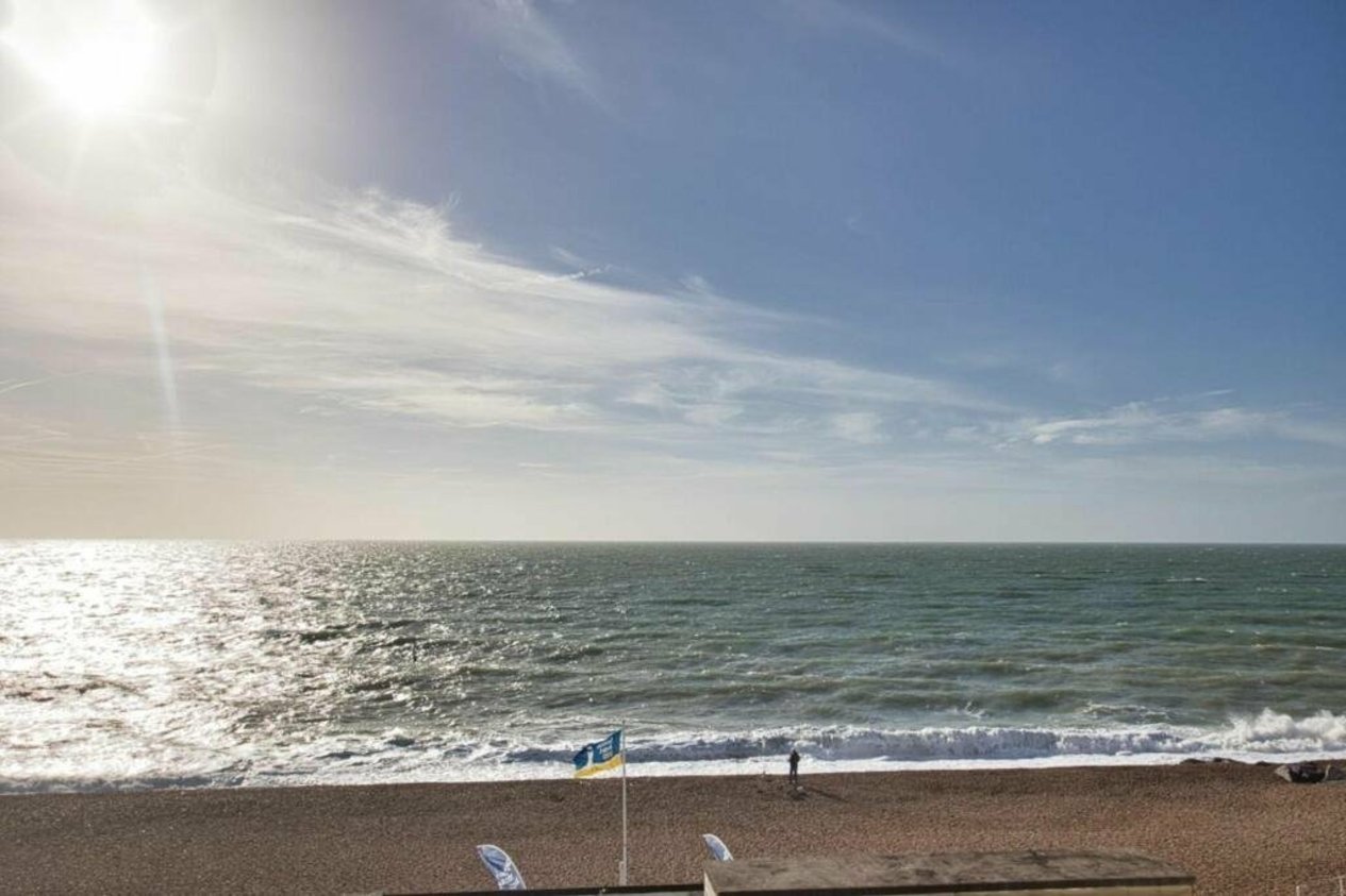 Properties Let in Riviera Court Sandgate High Street