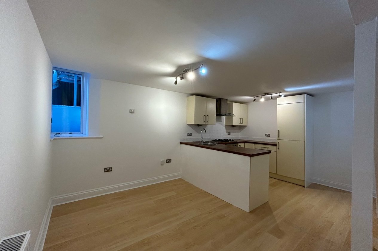 Properties Let in Roxburgh Road Westgate