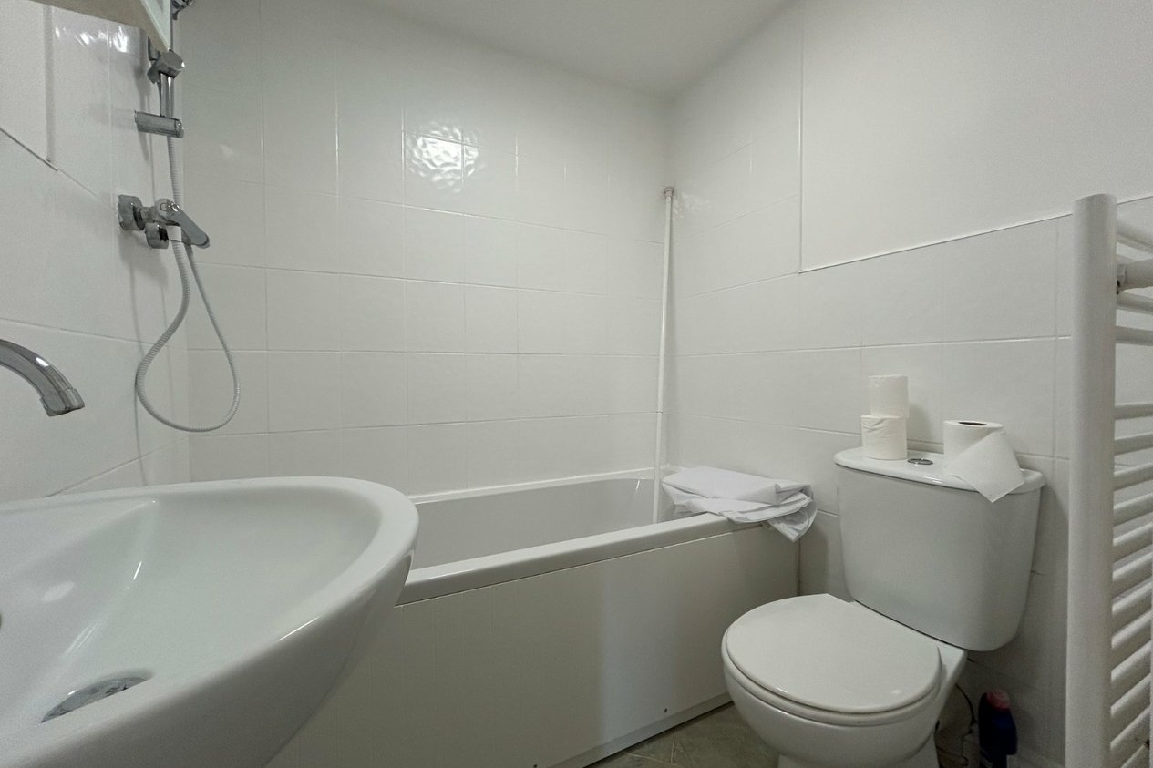 Properties Let in Roxburgh Road Westgate