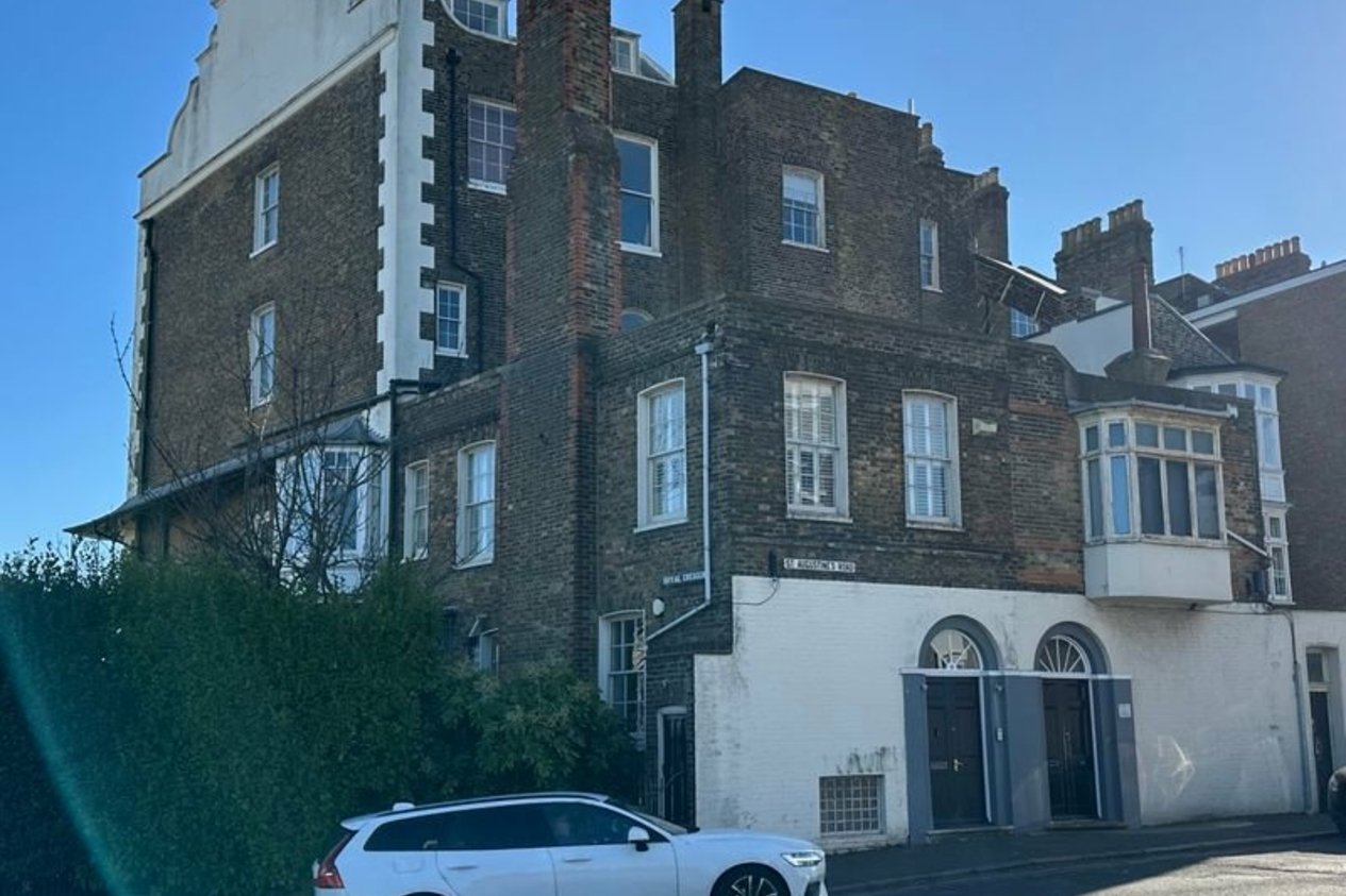 Properties Let in Royal Crescent St Augustines Road