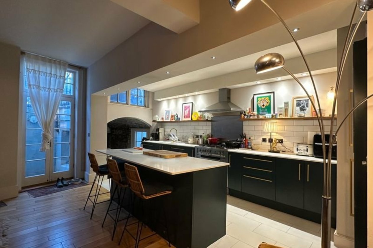 Properties Let in Royal Crescent St Augustines Road