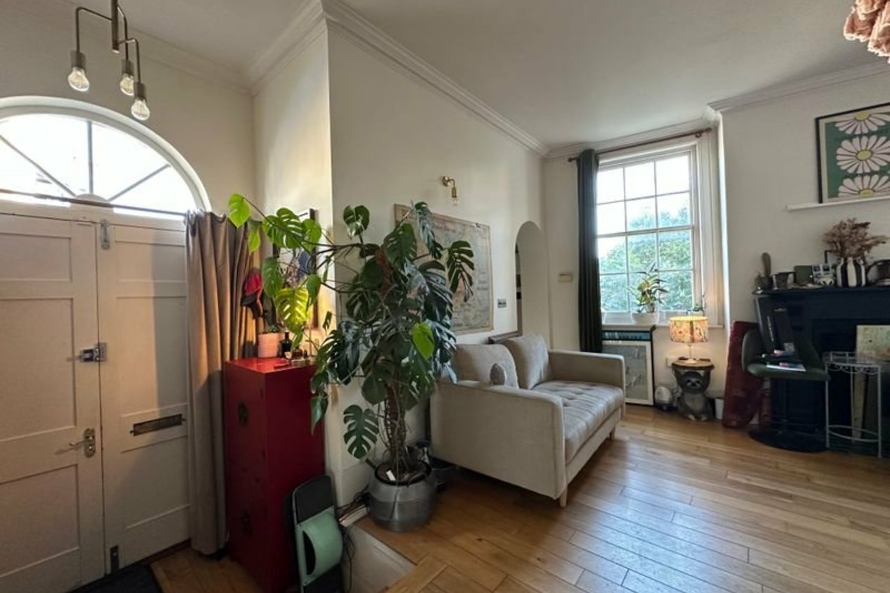 Properties Let in Royal Crescent St Augustines Road