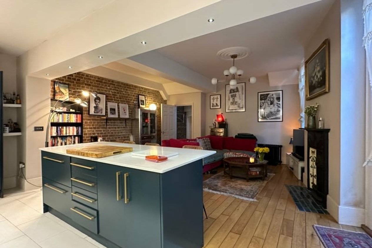 Properties Let in Royal Crescent St Augustines Road