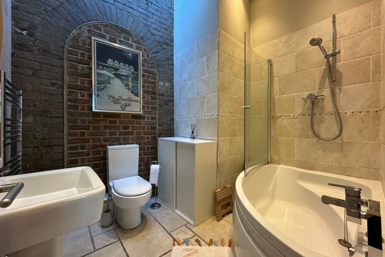 Properties Let in Royal Crescent St Augustines Road