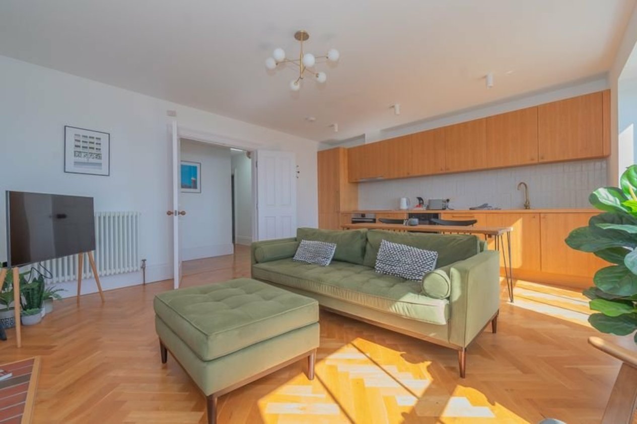 Properties To Let in Royal Crescent St Augustines Road