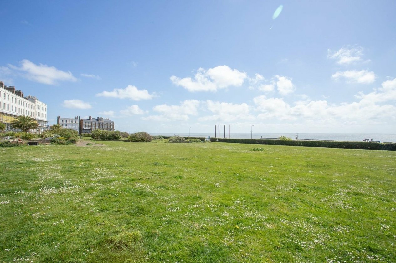 Properties Under Offer in Royal Crescent St. Augustines Road