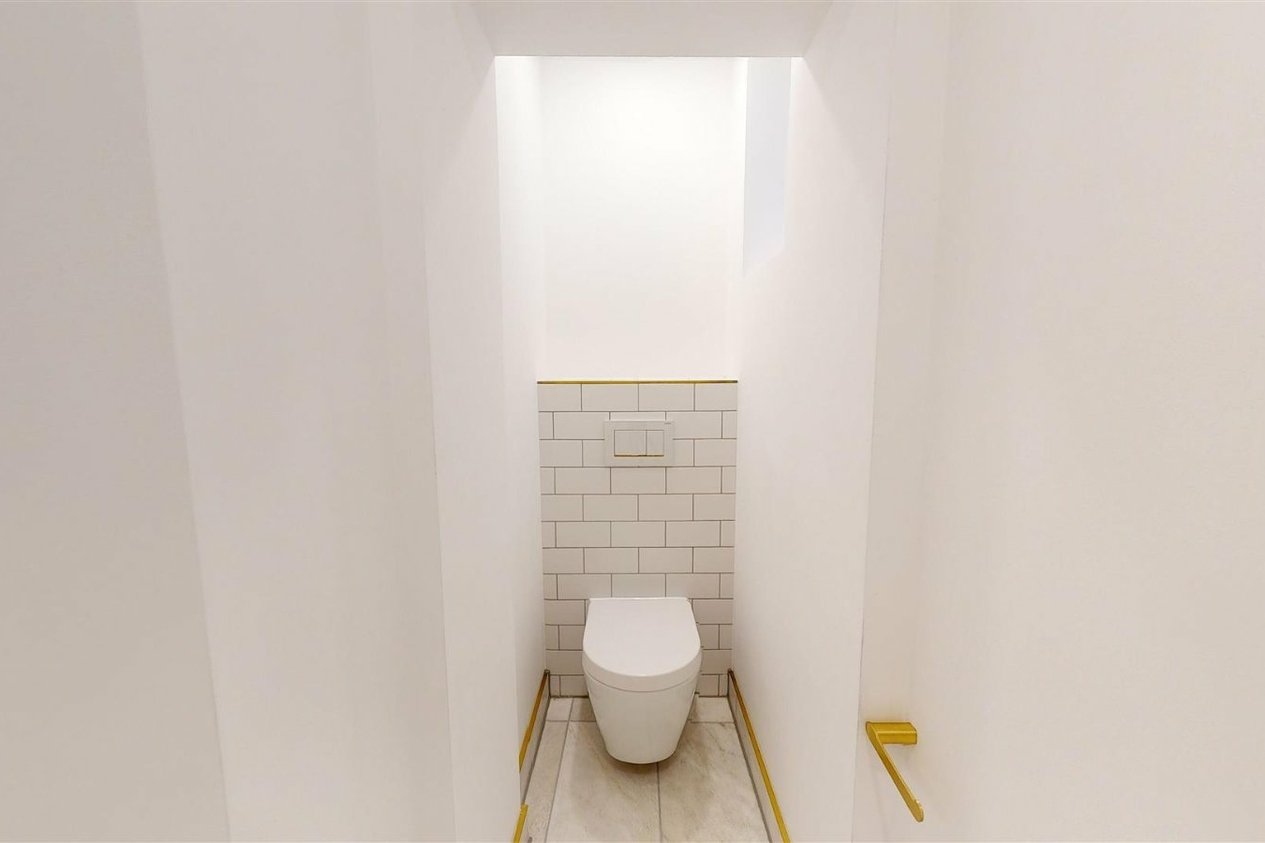 Properties Under Offer in Royal Crescent St. Augustines Road