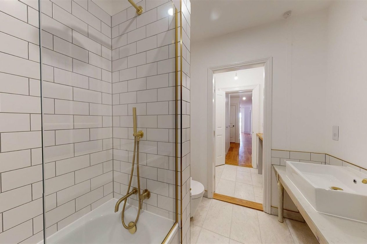 Properties Under Offer in Royal Crescent St. Augustines Road