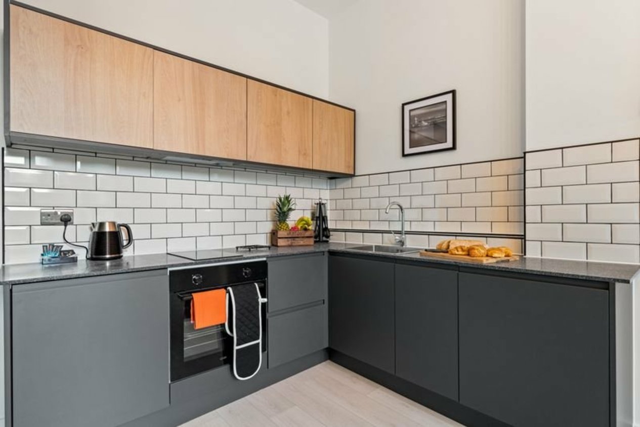 Properties Under Offer in Sandgate Road Folkestone