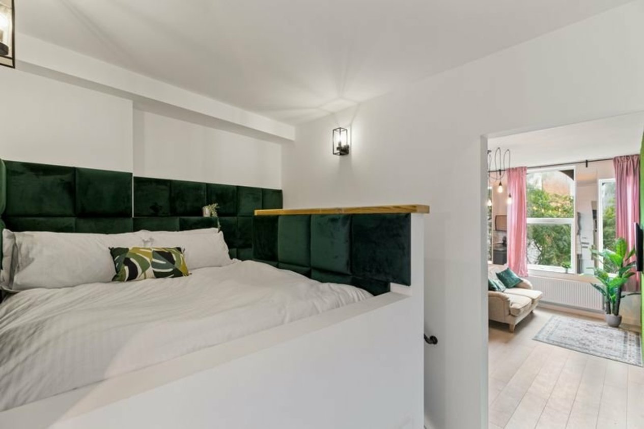 Properties Under Offer in Sandgate Road Folkestone