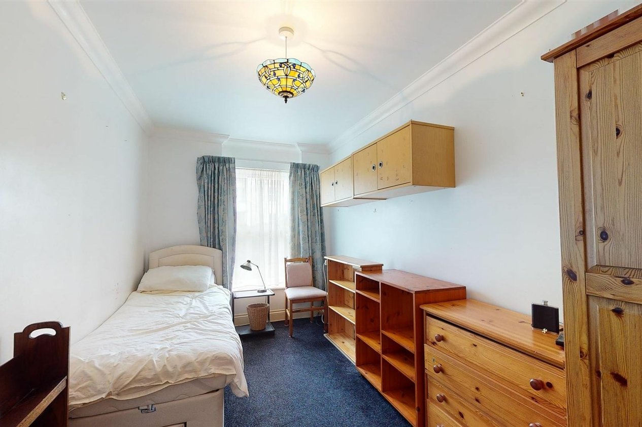 Properties To Let in Sandgate Road  Waldorf Apartments Sandgate Road