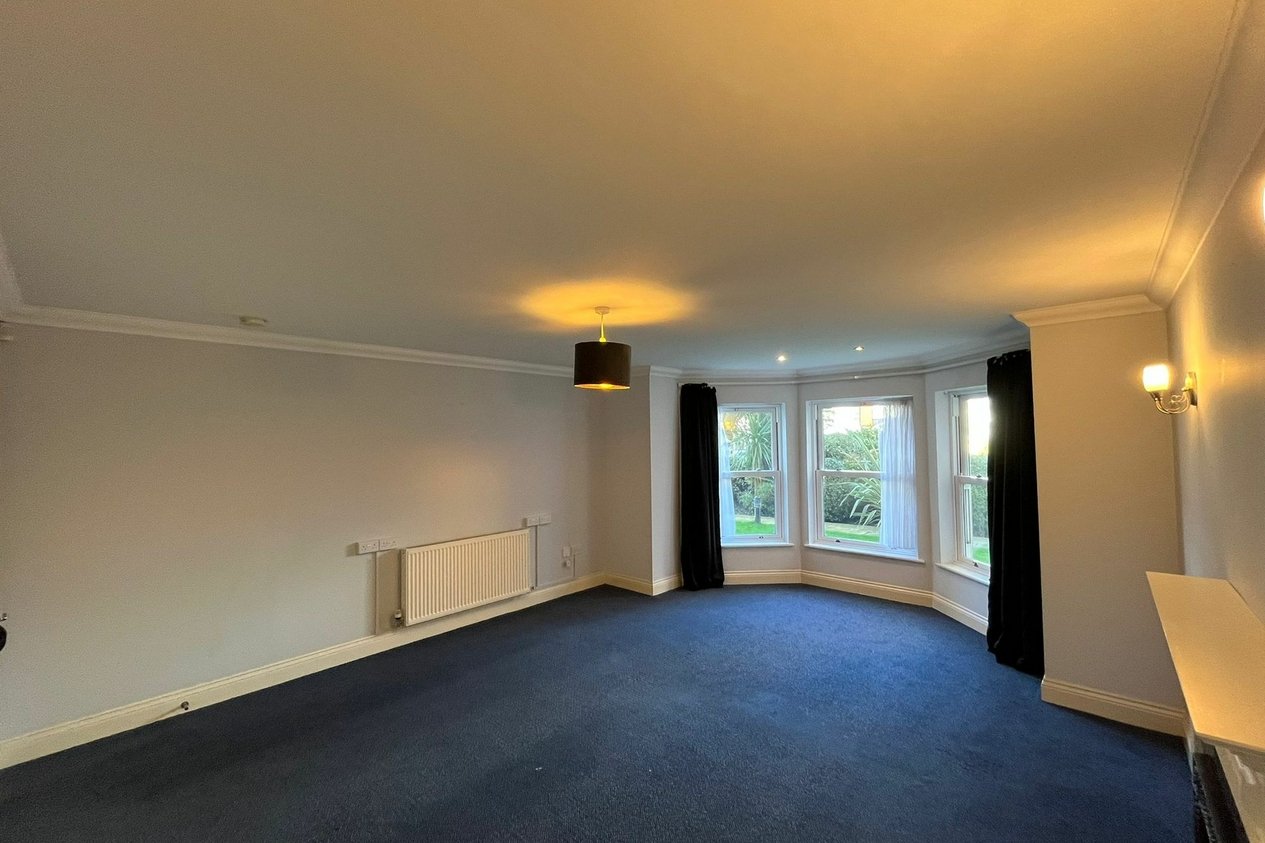 Properties To Let in Sandgate Road  Waldorf Apartments Sandgate Road