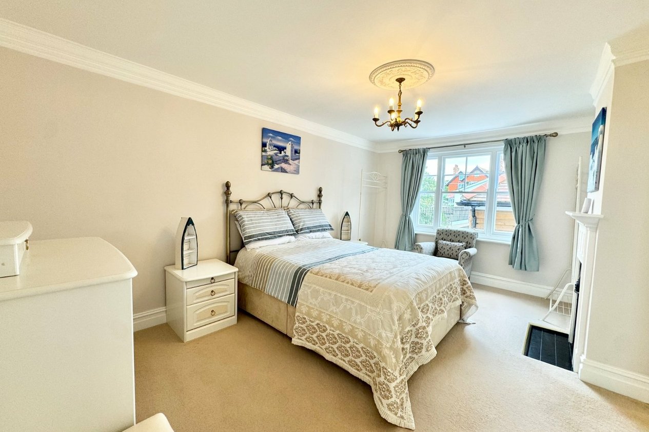 Properties To Let in Sea Road 