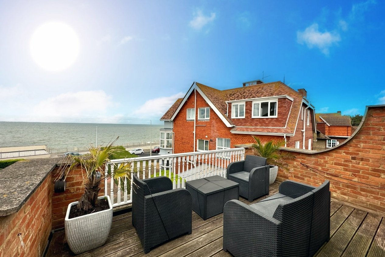 Properties To Let in Sea Road 