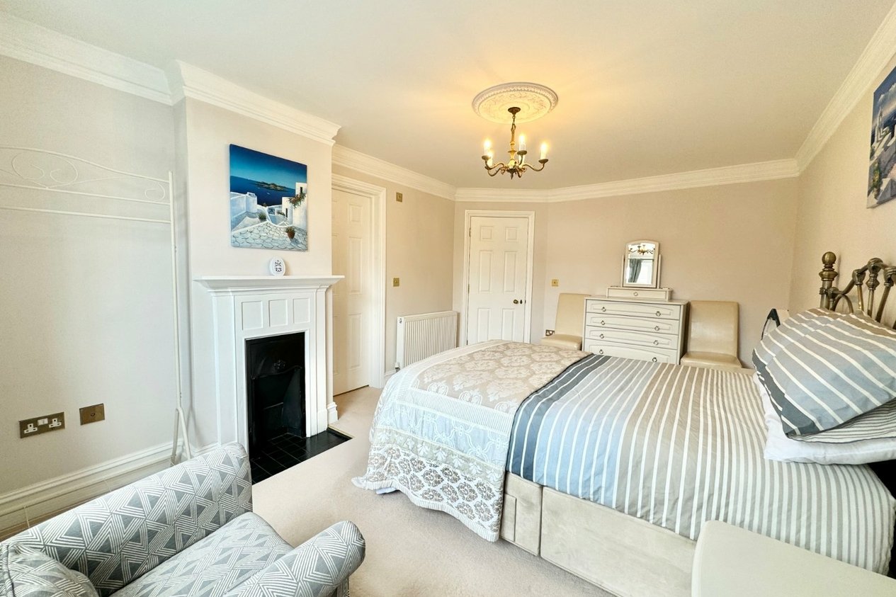 Properties To Let in Sea Road 