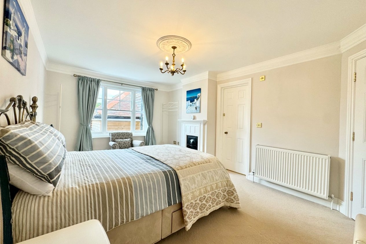 Properties To Let in Sea Road 