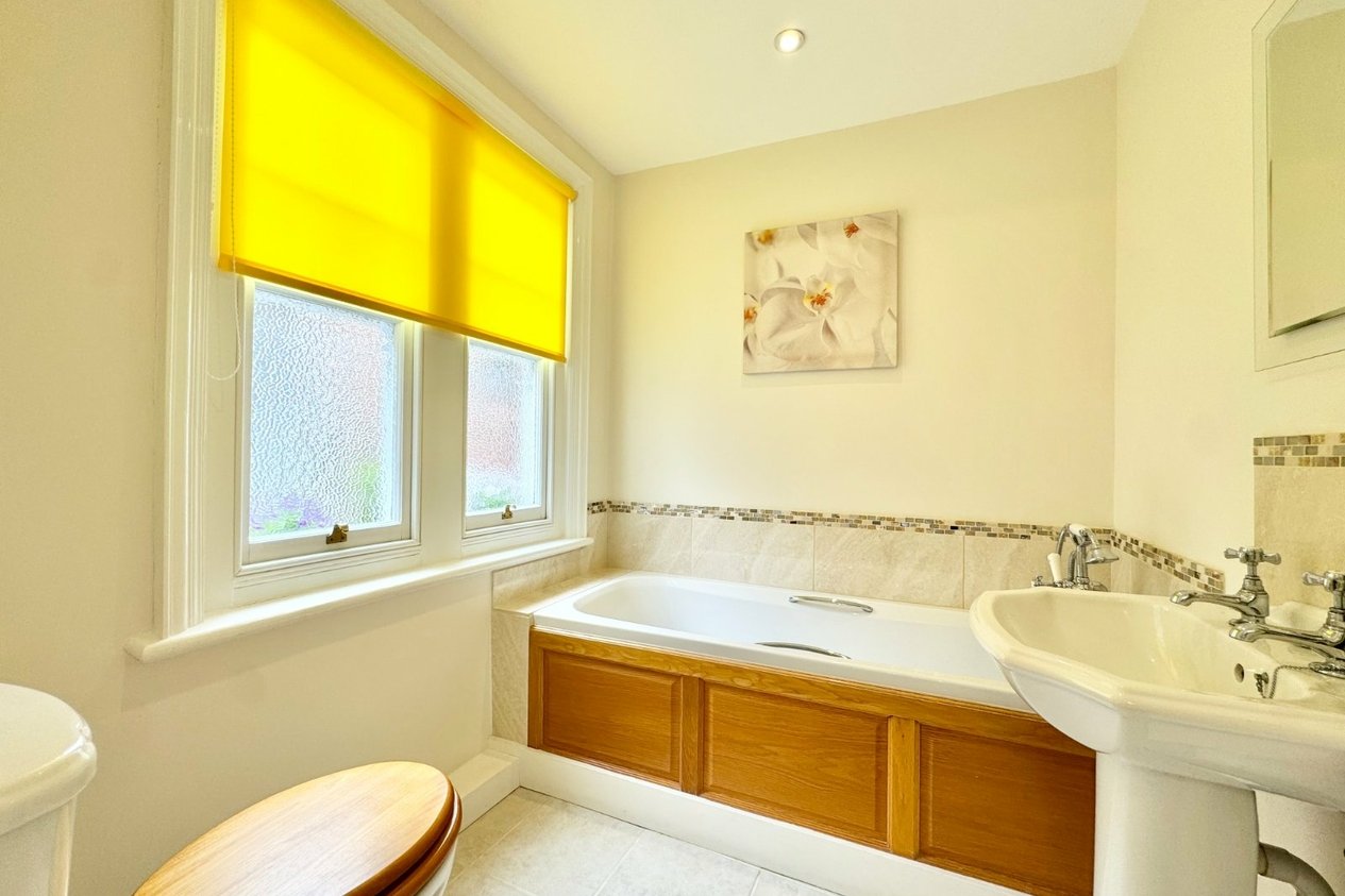 Properties To Let in Sea Road 