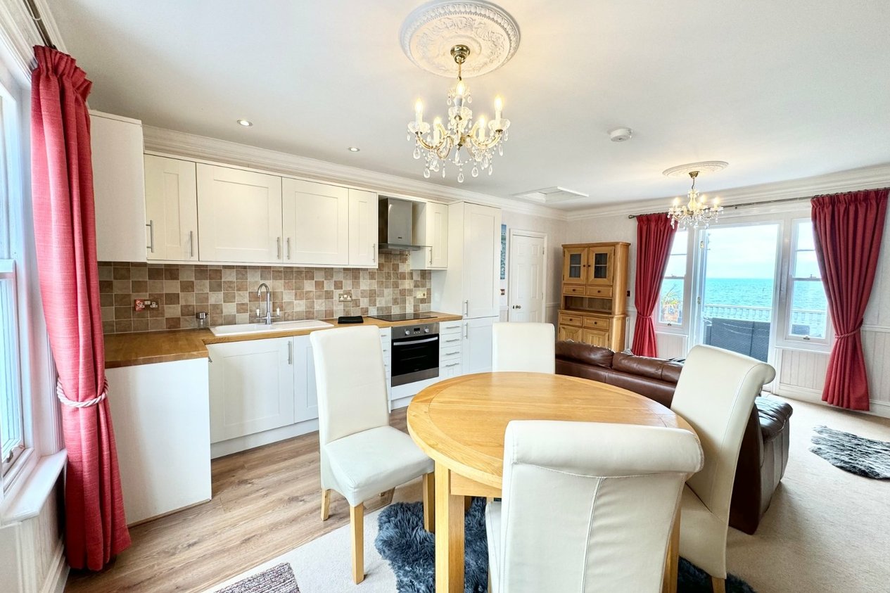 Properties To Let in Sea Road 