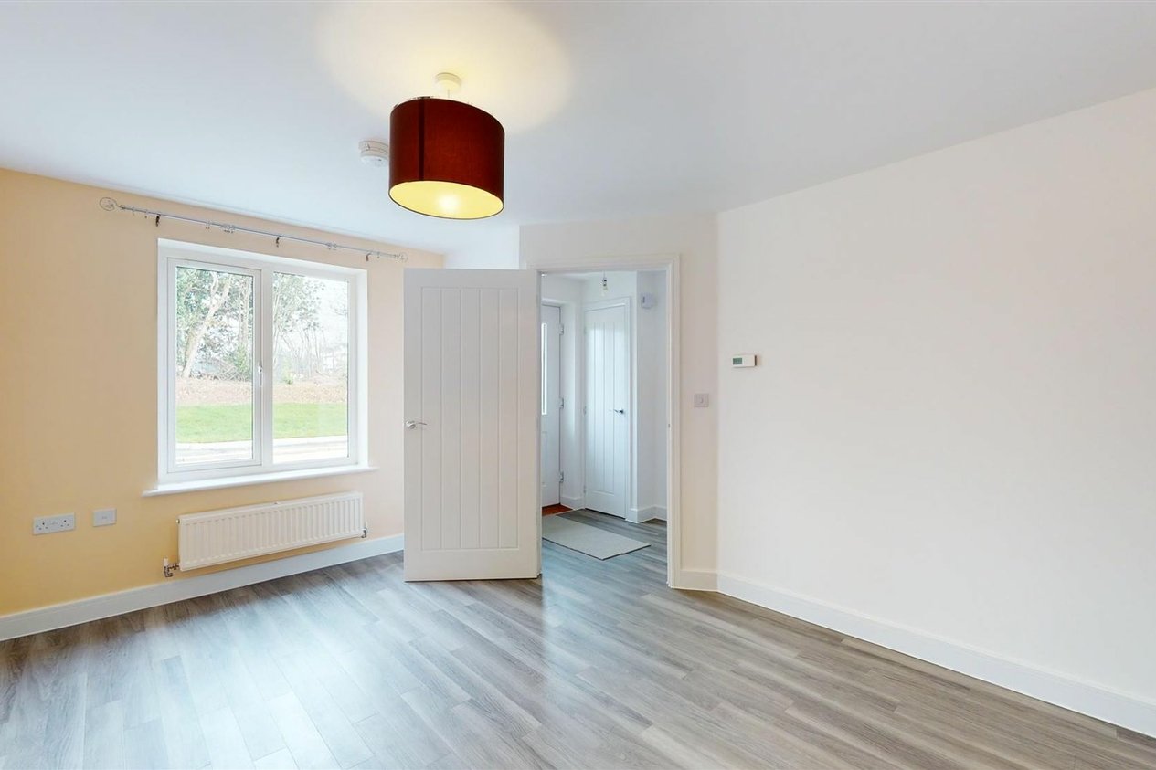 Properties To Let in Smith Way  Canterbury