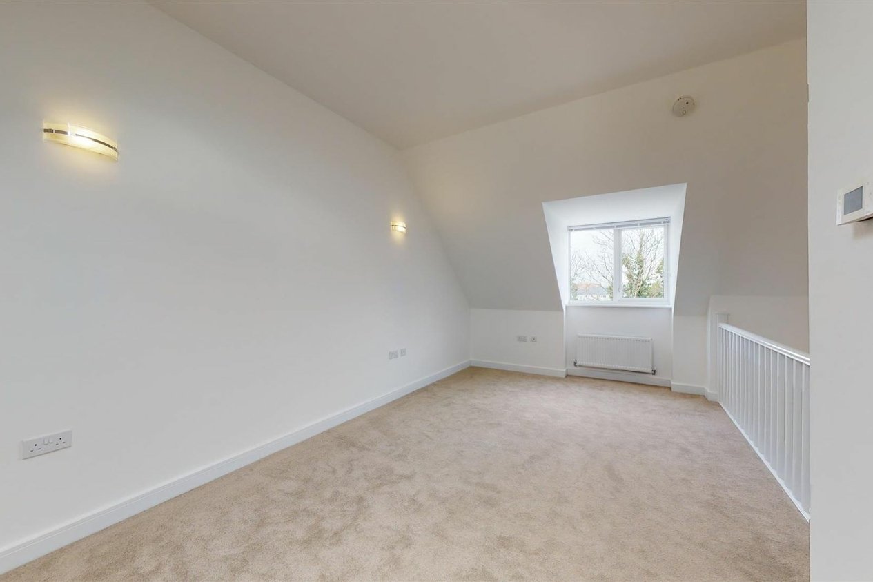 Properties To Let in Smith Way  Canterbury