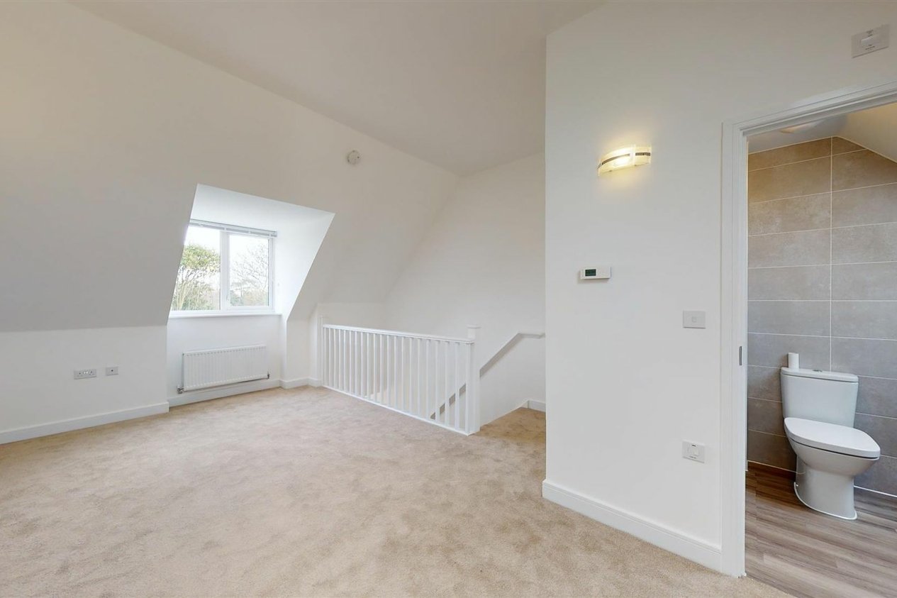 Properties To Let in Smith Way  Canterbury