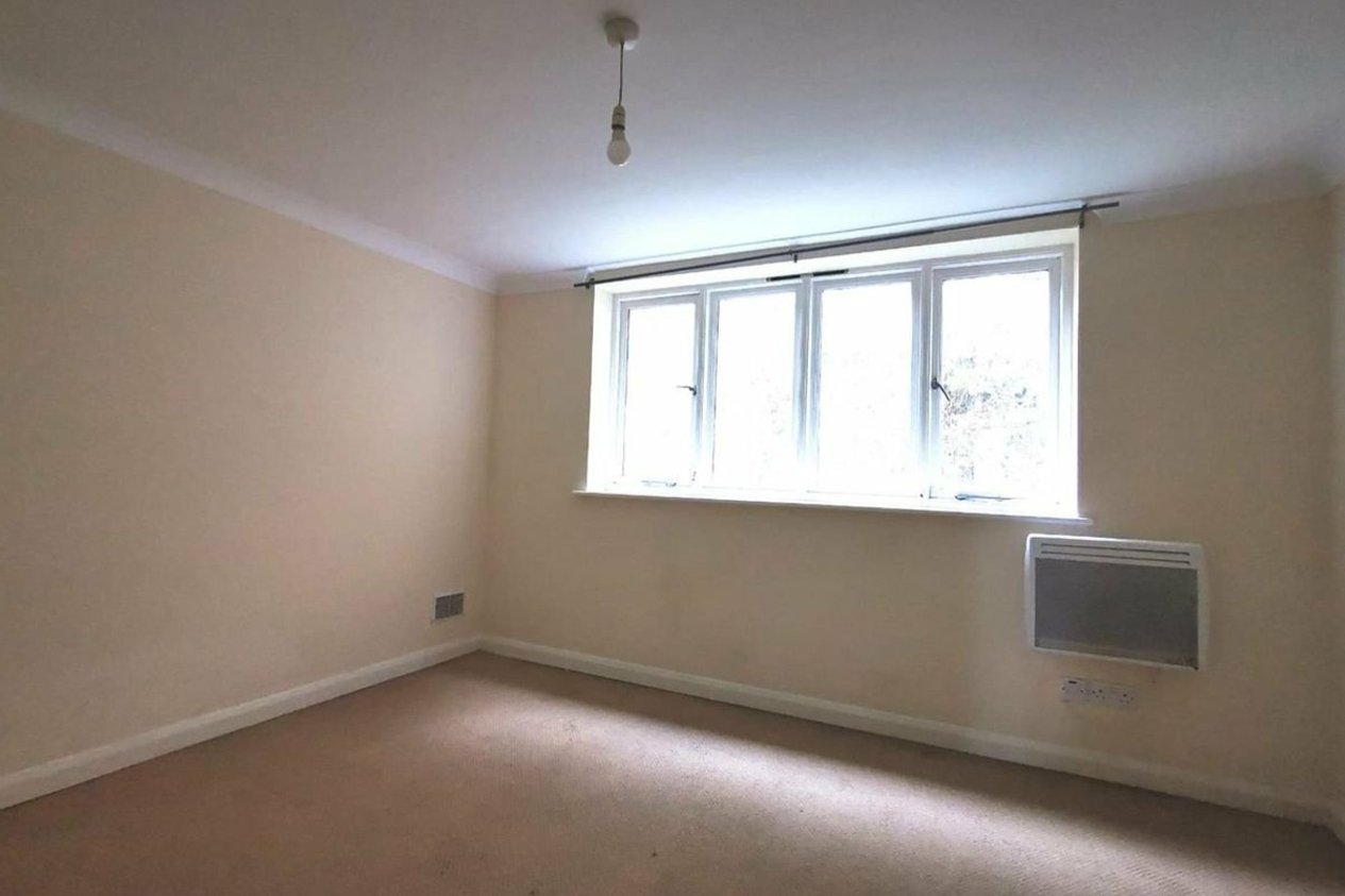 Properties Let in Snargate Street Dover