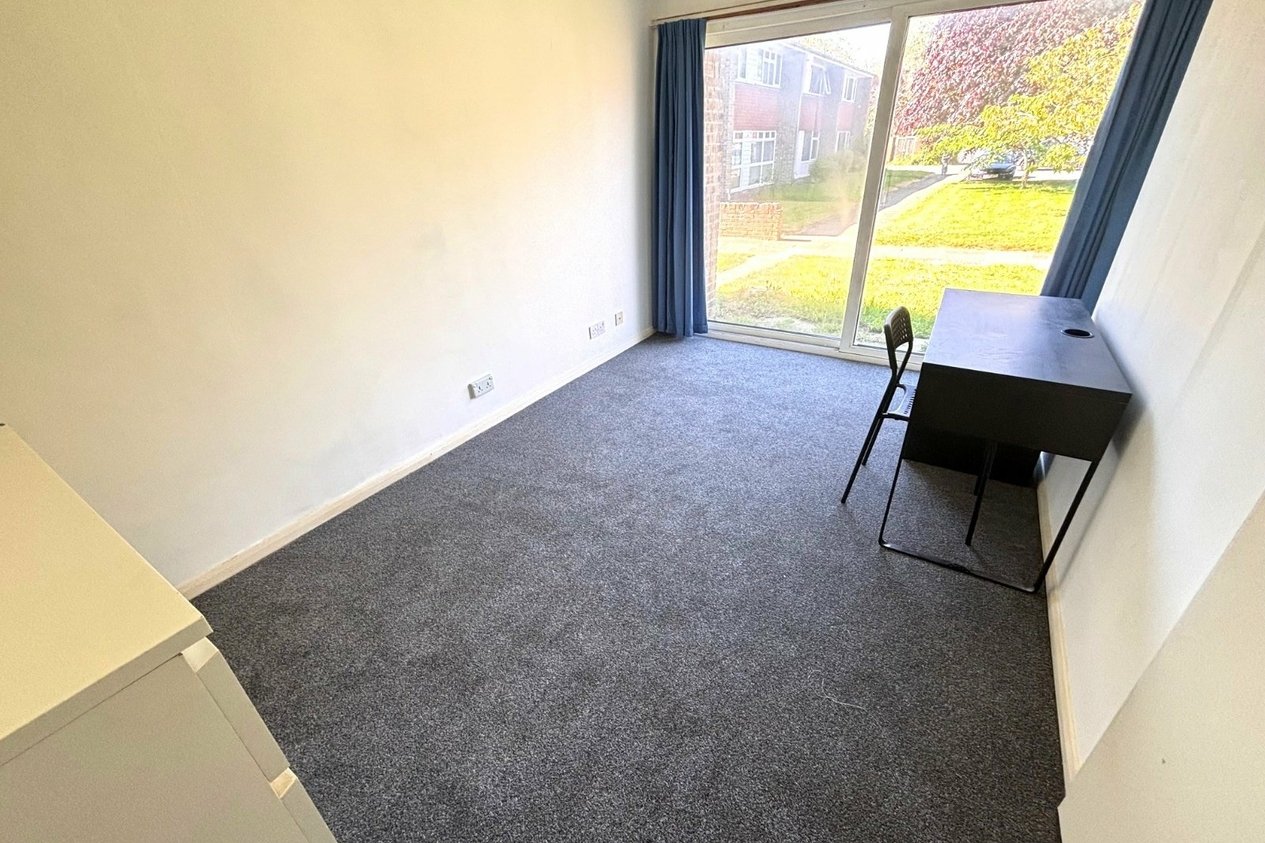 Properties Let in Somner Close Canterbury
