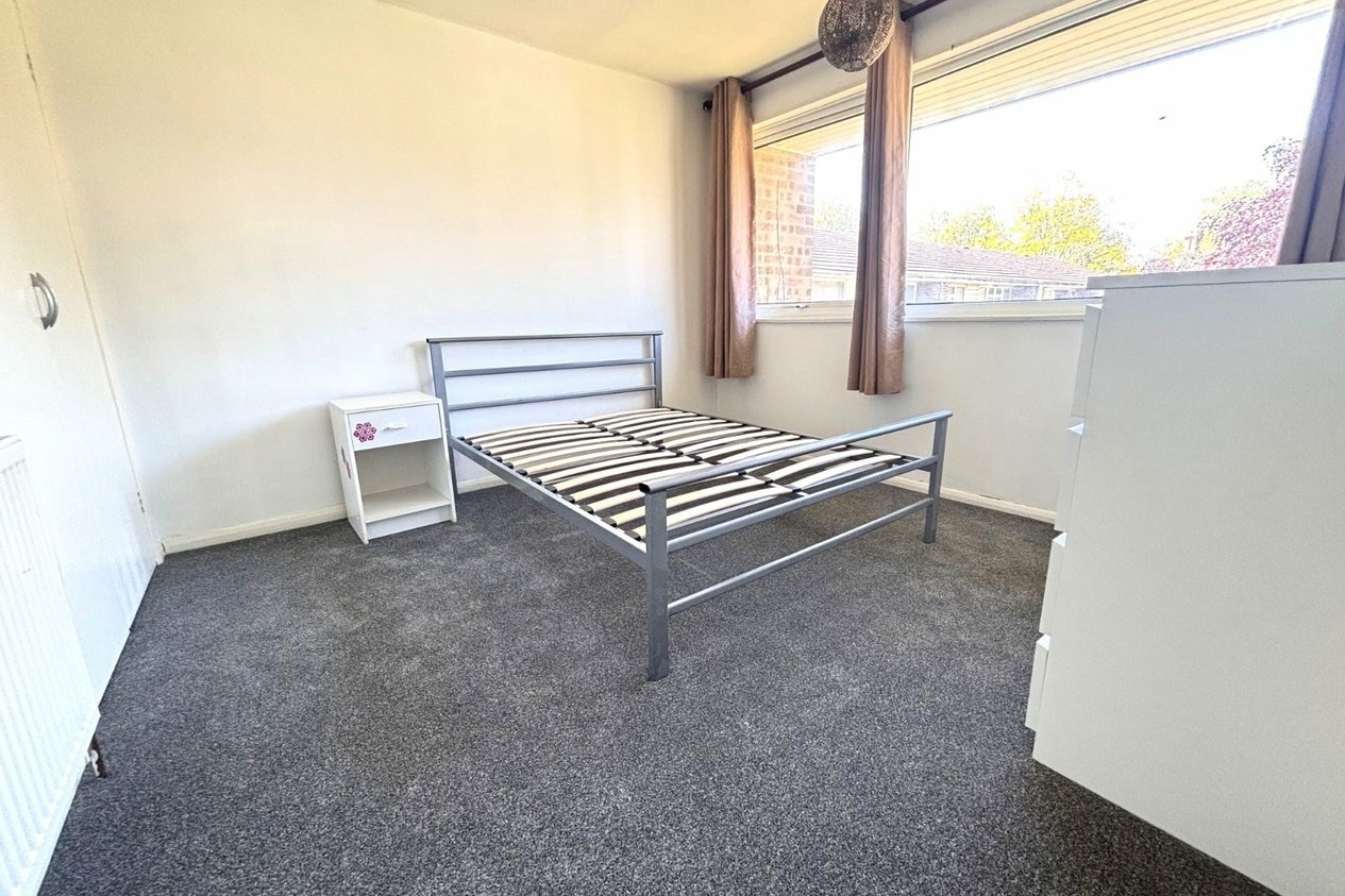 Properties Let in Somner Close Canterbury