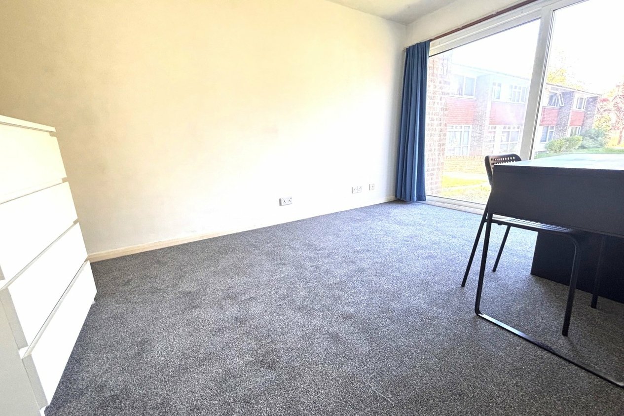 Properties Let in Somner Close Canterbury