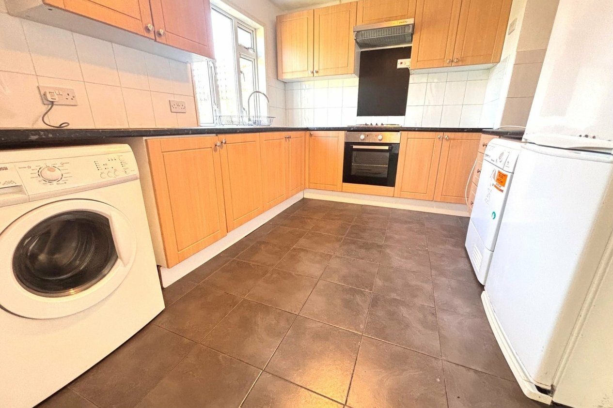 Properties Let in Somner Close Canterbury