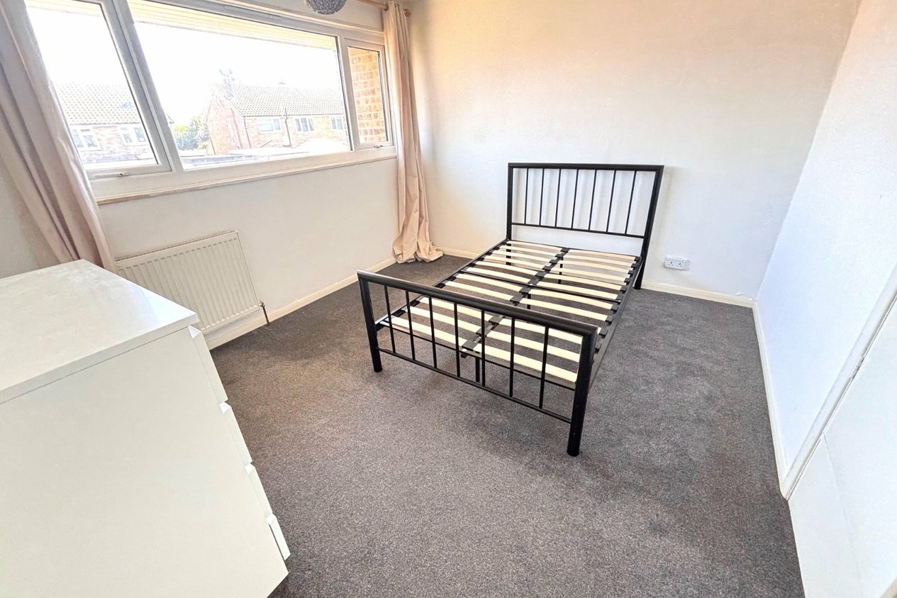 Properties Let in Somner Close Canterbury