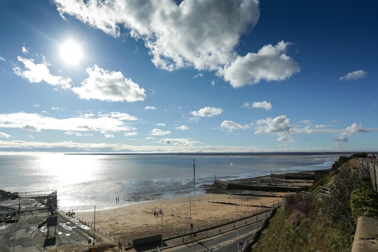 Studio to rent in St. Davids Road,Ramsgate Miles & Barr