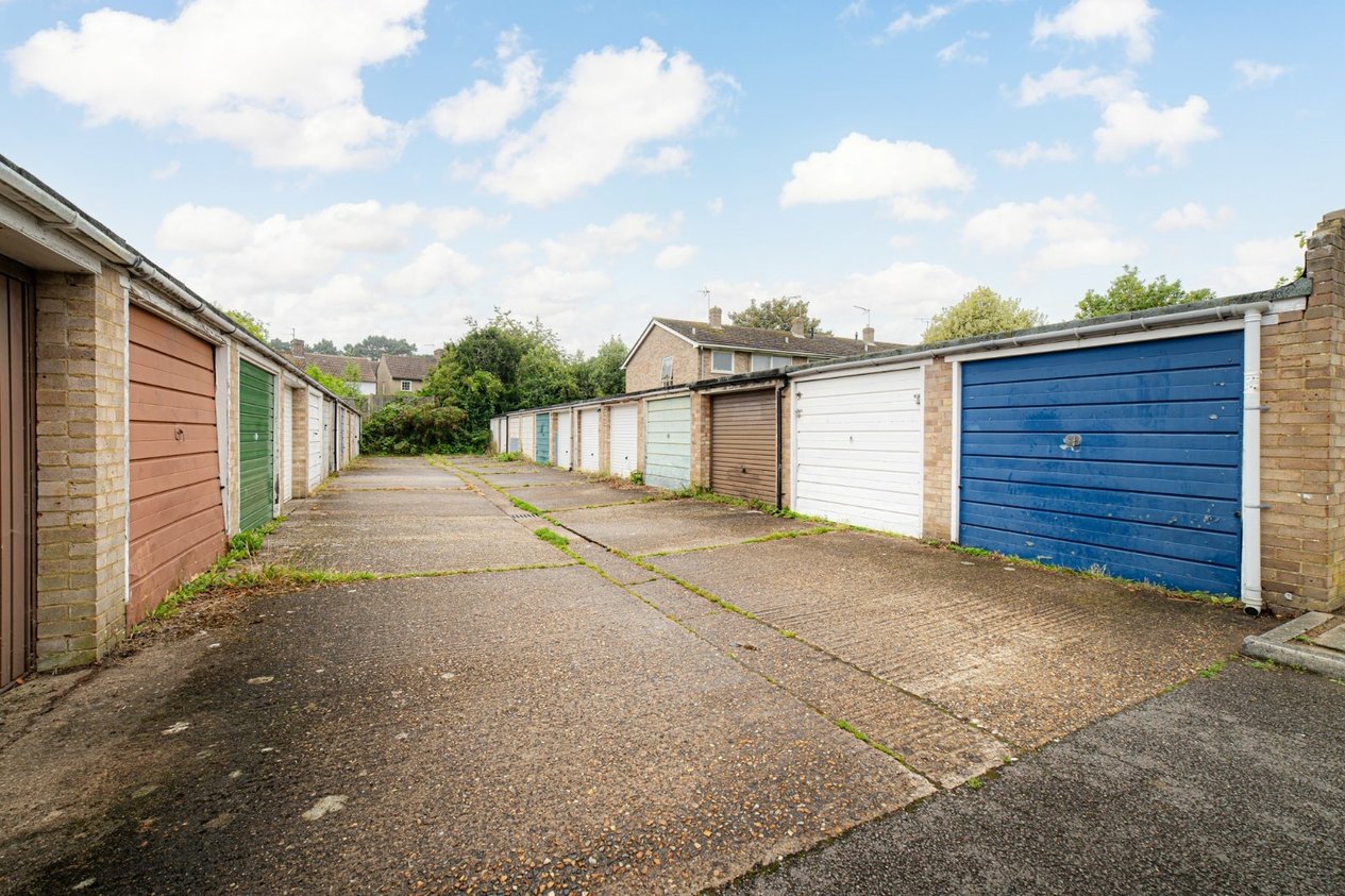 Properties To Let in St Michaels Place Canterbury