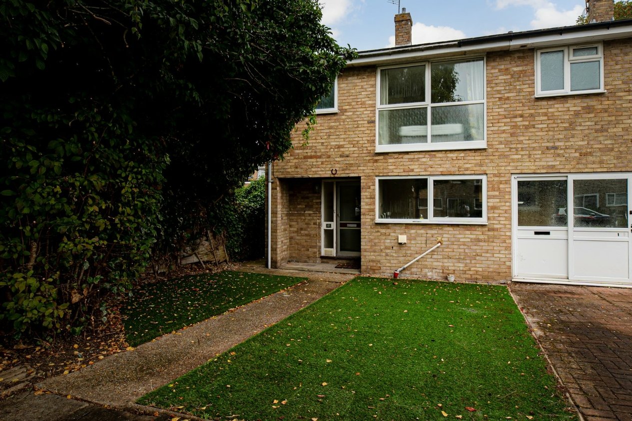 Properties To Let in St Michaels Place Canterbury