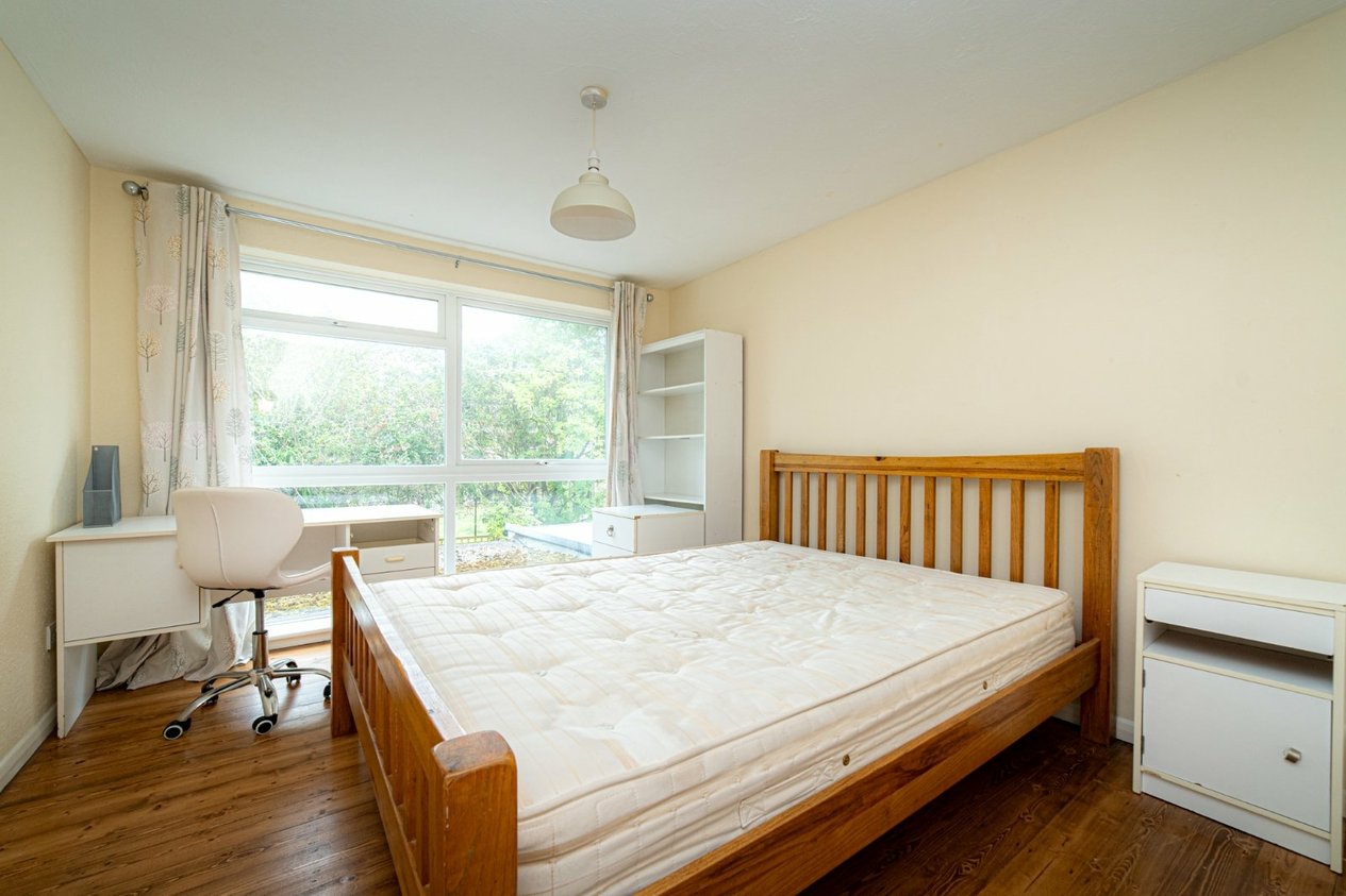 Properties To Let in St Michaels Place Canterbury